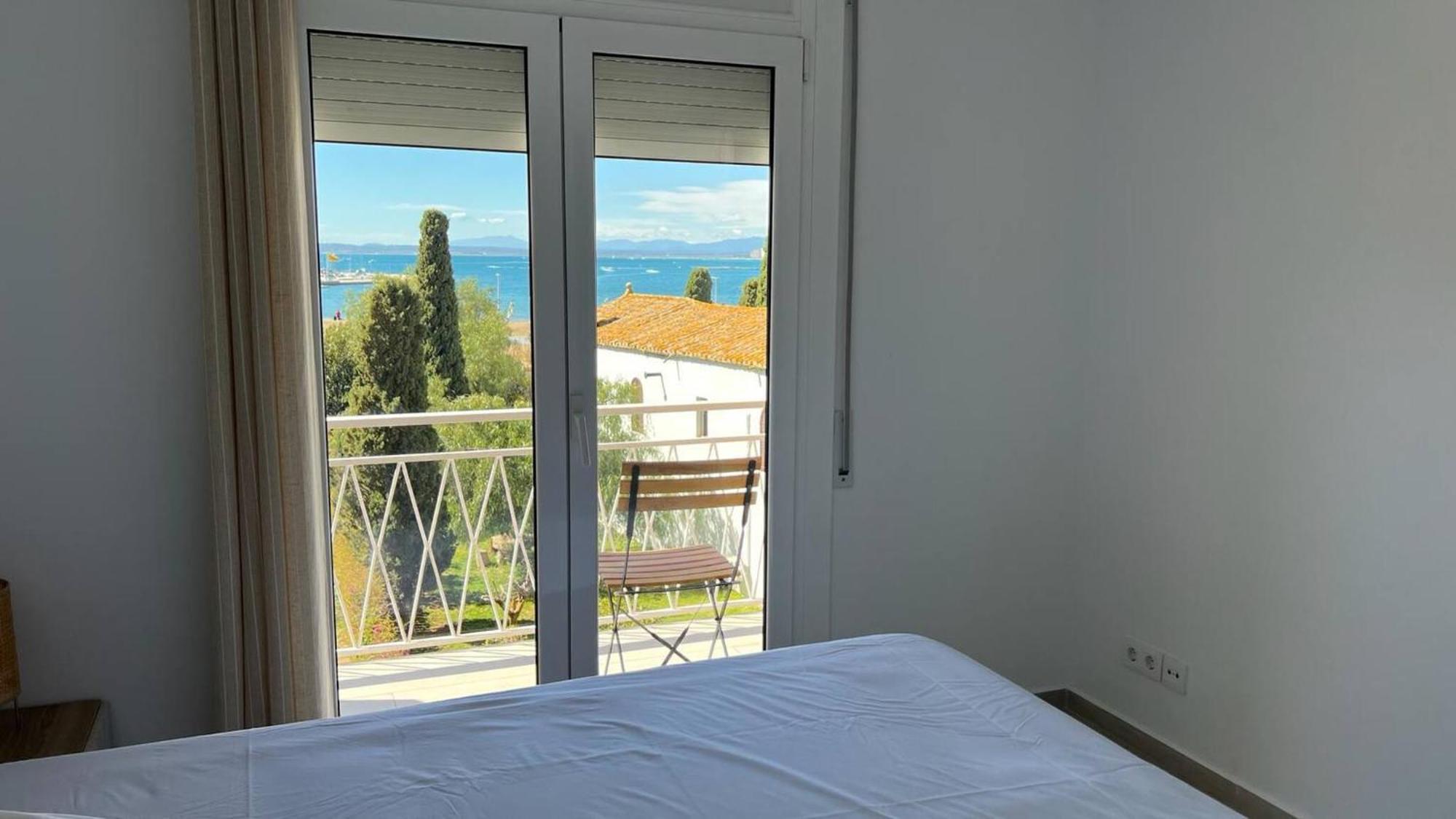Apartamento Frente Al Mar Ρόζες Εξωτερικό φωτογραφία