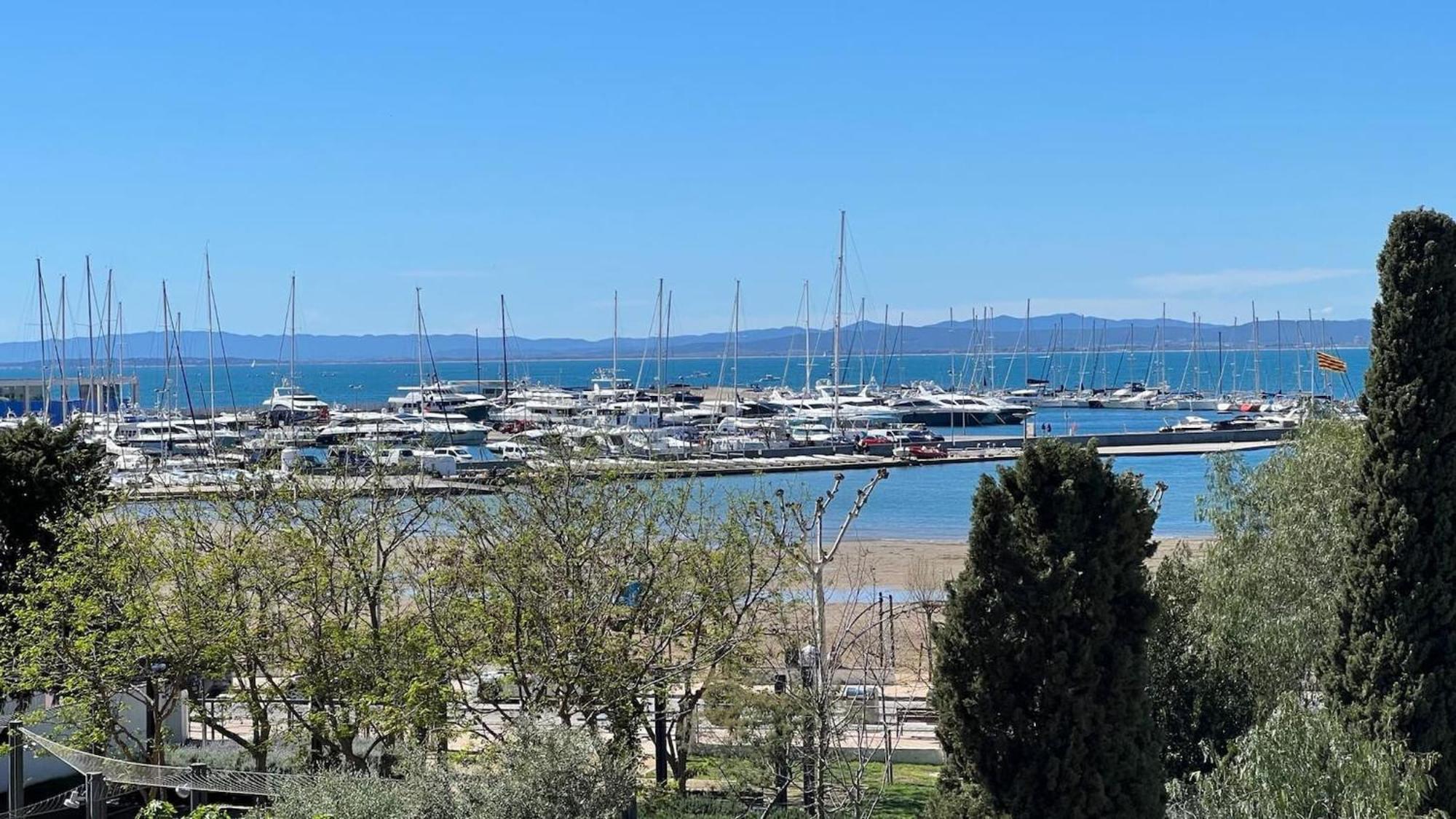 Apartamento Frente Al Mar Ρόζες Εξωτερικό φωτογραφία